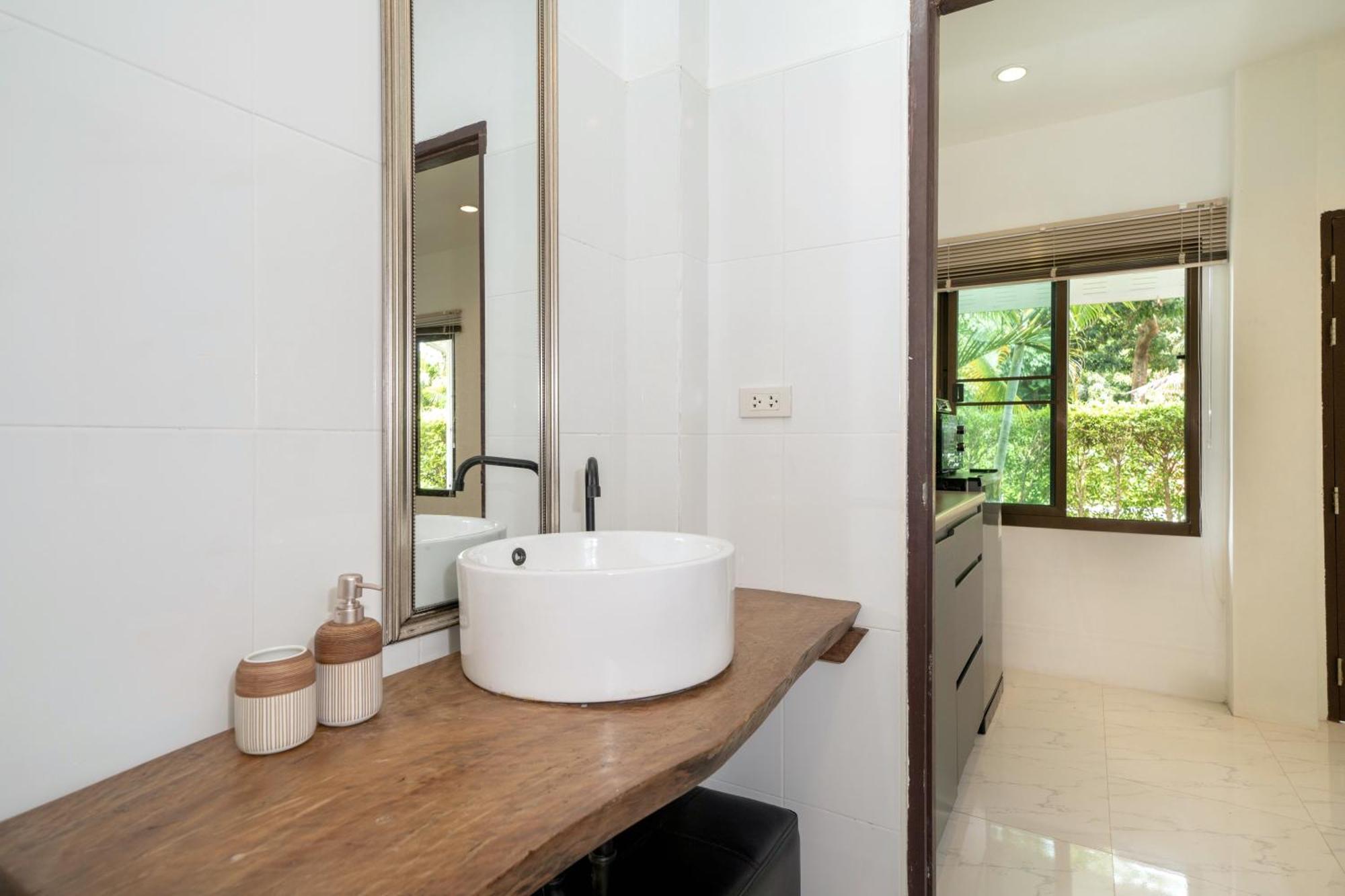 Oxavia Garden Oasis In Nai Harn - Your Private Tropical Garden With 3 Cabins And Jacuzzi Rawai المظهر الخارجي الصورة